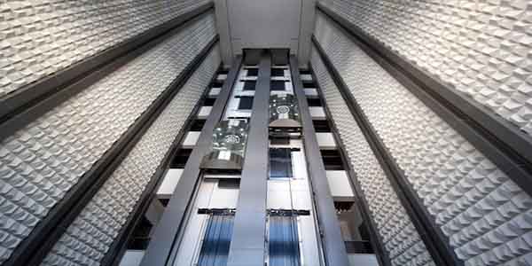 تفاوت آسانسورهای کششی با آسانسورهای هیدرولیکی
